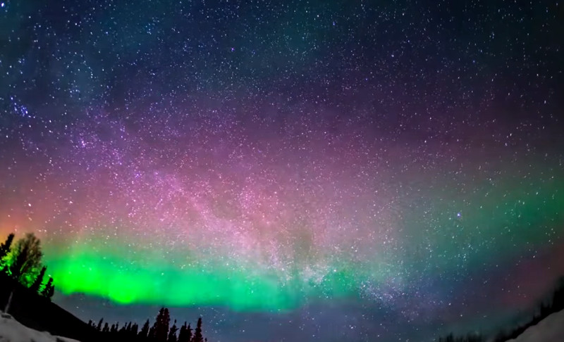 National Geographic Northern Lights – Aurora – the Earth’s Magnetic Field that protects our Atmosphere (Mars lost it)
